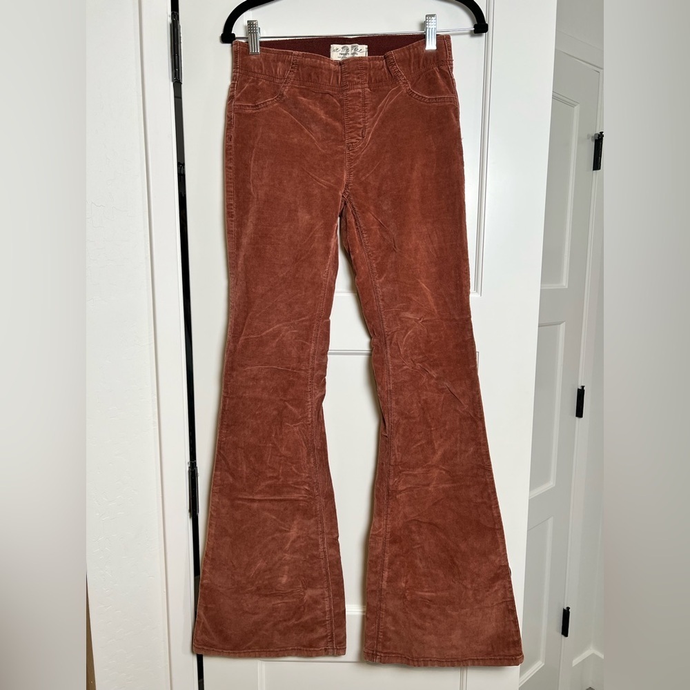 Free People Penny Pull On Mid Rise Corduroy Flare Pants Royale Garnet (27) - Picture 3 of 5